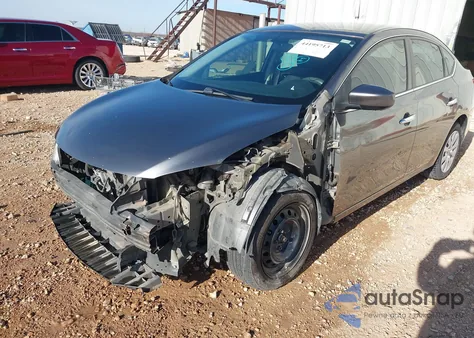 2015 Nissan Sentra S z USA, uszkodzony, nr VIN 3N1AB7AP6FY312862